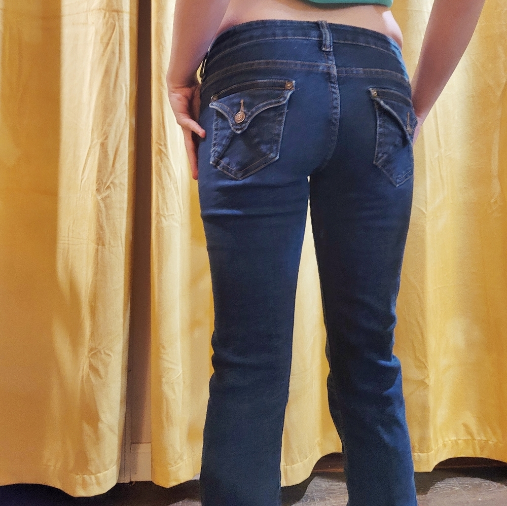 dELiA's Reese Low Rise Vintage Look Jeans size 1/2R